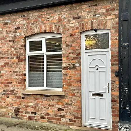 Bright - With Free On Street Parking